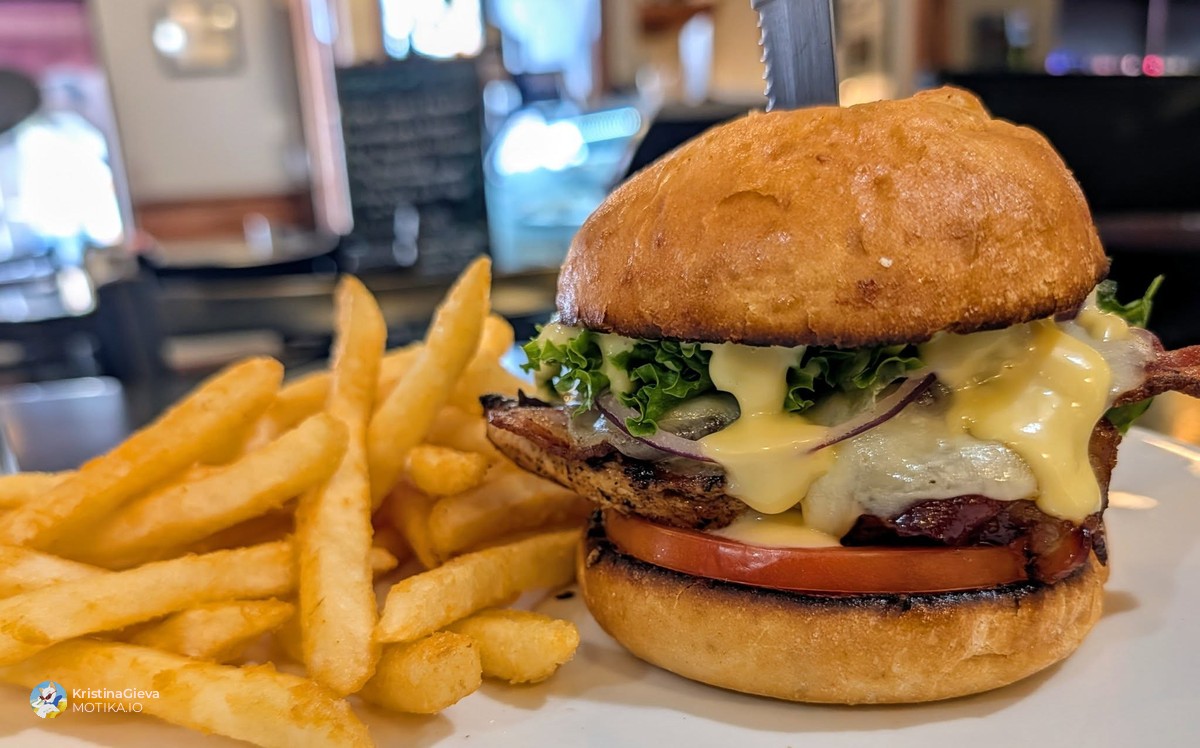 Македонски ручек за паметење: Македонец пред 38 години отворил ресторан Village Gardens во Охајо каде секое залче носи приказна на љубов и традиција