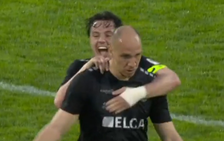 Дај ми ја да видиш дека е лесно да се погоди од 60 метри