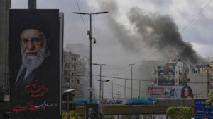 „Волстрит џурнал“: Прoпаднаа пеговорите за прекин на огнот меѓу САД и Иран