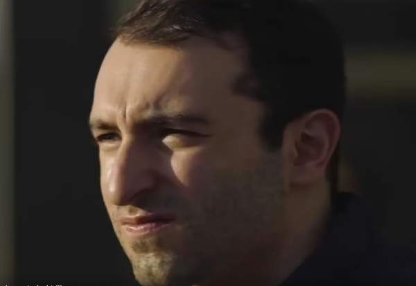 Станал бездомник за да докаже дека може да заработи милион од нула - еве до каде стигнал