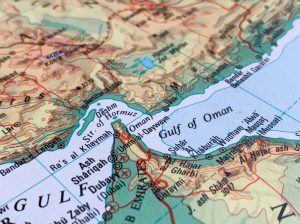 Затворањето на Ормускиот Теснец ги чинеше земјите од Заливот над 50 милијарди долари