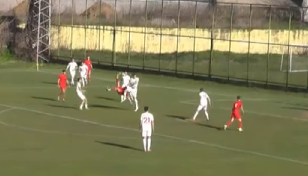 Спектакуларни „ножички“ на Наскоски во поразот од Победа (ВИДЕО)