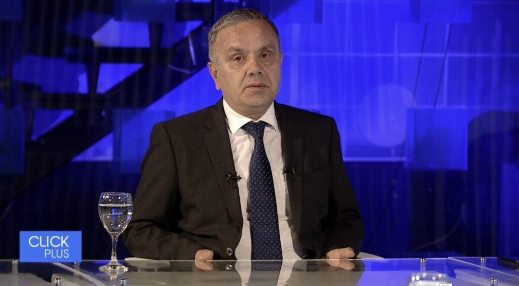 Димитровски: Спорните протоколи во преговарачката рамка ја кочат европската перспектива