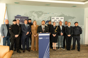 ТАВ Македонија и МВР покажаa взаемна подготвеност на денешната симулациска вежба на охридскиот аеродром за справување со сложени безбедносни закани