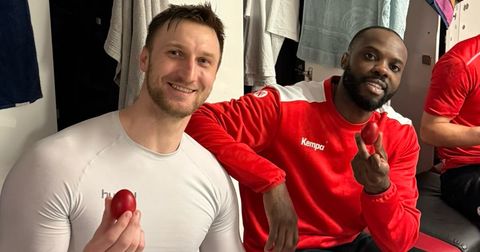 ФОТО: Велигден во весела атмосфера во „црвено-црниот“ табор на Вардар