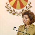 Силјановска Давкова рече дека со Радев ќе трагаат по решение