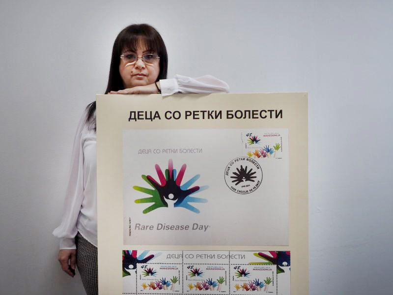 Патот на пациентот со ретка болест во Македонија не е само медицински предизвик, туку суров тест за човечката издржливост, вели Гордана Лолеска