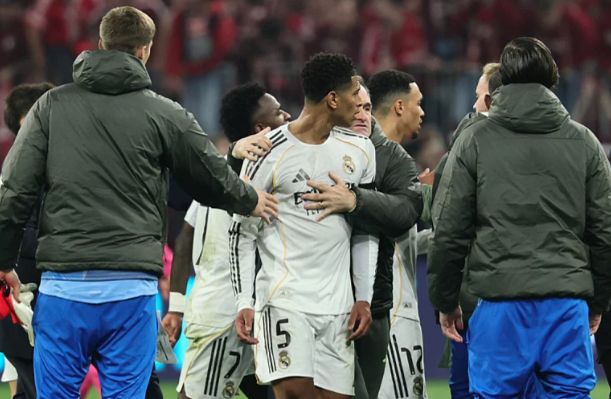 Што сакаш? Замолчи-Винисиус и Белингам се скараа за време на натпреварот со Баерн (ВИДЕО)