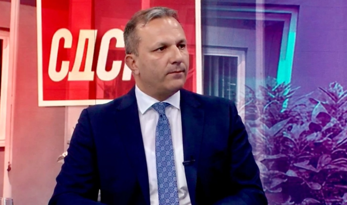 Спасовски: Законот за двојни државјанства да важи веднаш и за пратениците и за Владата