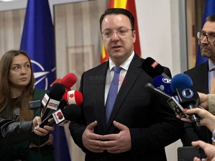 НИКОЛОСКИ: Објавен е тендерот за избор на надзор за третата фаза од пругата кон Бугарија, за 10-тина дена ќе биде и за изведувач