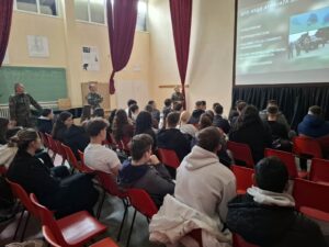 Презентации пред средношколците за популаризација на воената професија