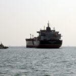 Иран најавува жесток одговор ако продолжи блокадата во Ормуската Теснина