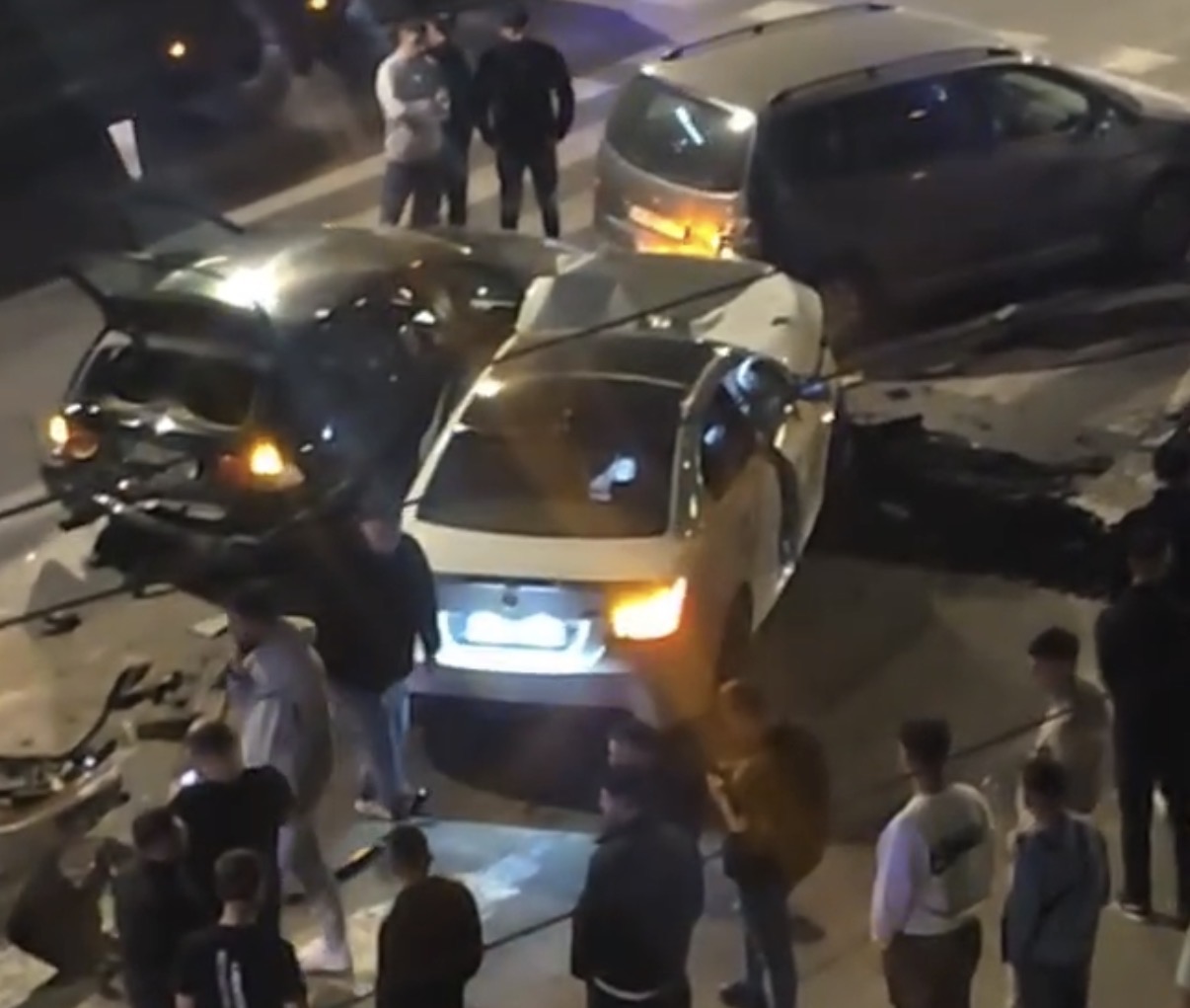 Детали за синоќешната сообраќајка во Ѓорче: Десет лица повредени