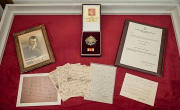 Поставена Спомен плоча во чест на д-р Анастас Коцарев, Орденот „Илинден 1903“ во Куќа на Робевци