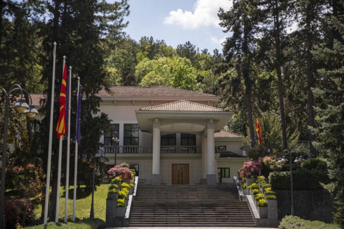 СПОРТСКИ НАСТАН КАЈ ПРЕТСЕДАТЕЛКАТА: Здрави навики кај децата организирани од Факултетот за физичко образование