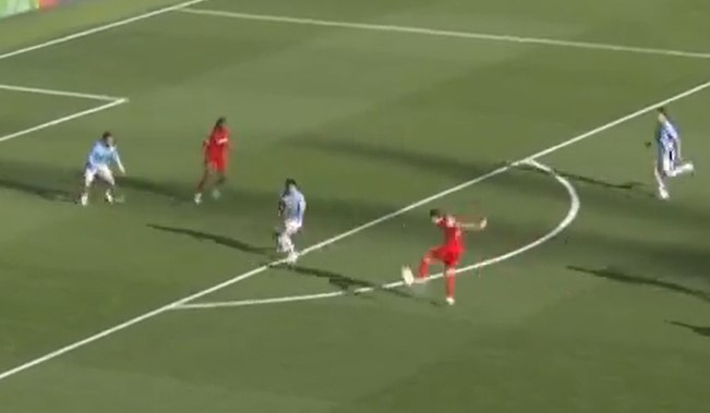 Волејот на вечерта