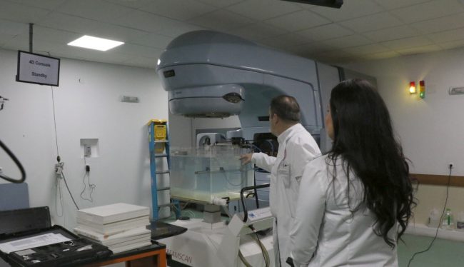 ДОЦНА СЕ ОТКРИВА РАКОТ НА ДОЈКА КАЈ 80 ОТСТО ОД ПАЦИЕНТКИТЕ, СКРИНИНГОТ НЕ ДАВА РЕЗУЛТАТИ ОТИ ИМА МАЛ ОПФАТ, ВЕЛИ ДРЖАВНИОТ РЕВИЗОР