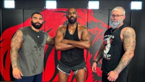 Гејбл Стивeсон: Ги впивам лекциите од Џон Џонс како сунѓер