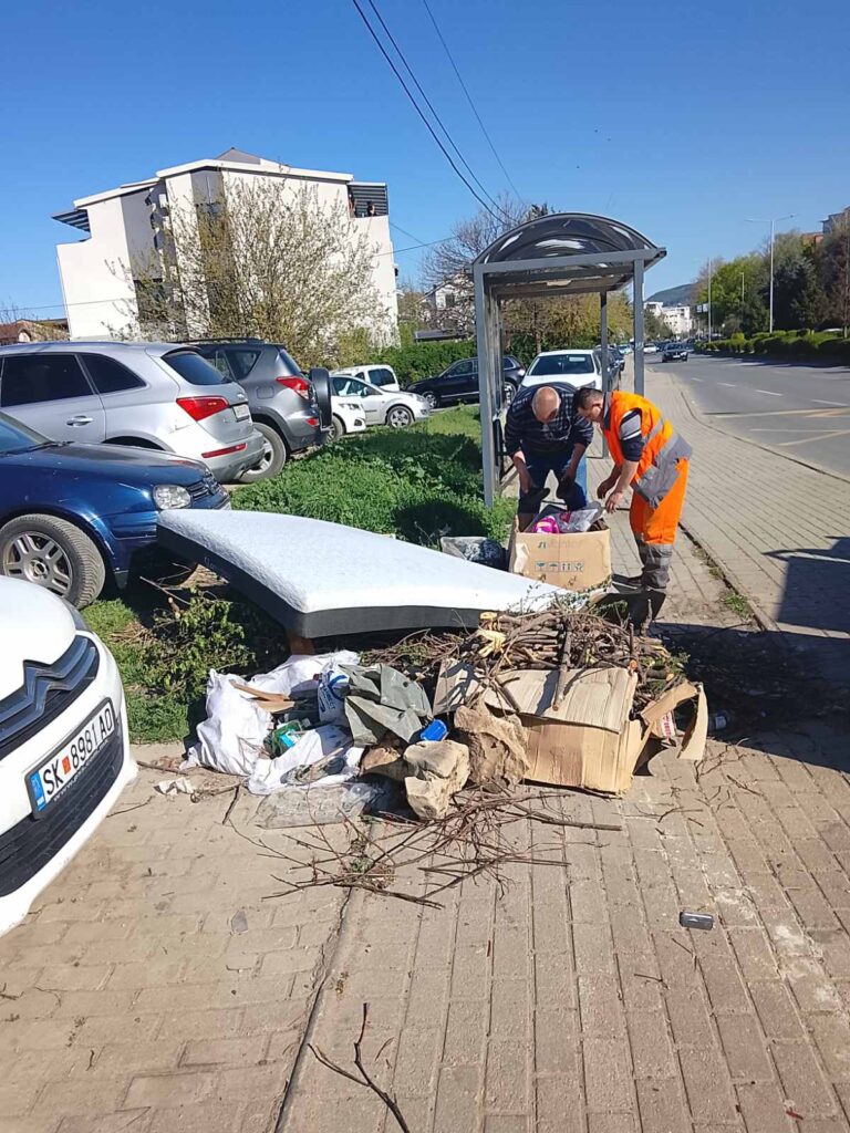 Отстранети 620 м3 отпад од диви депонии во сите скопски општини