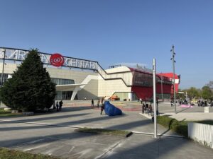 Евакуација на три трговски центри во Загреб поради дојави за бомби