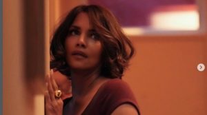 (ФОТО) ХАЛИ БЕРИ НИКОГАШ НЕ ИЗГЛЕДАЛА ПОДОБРО. А ОВА Е ПРИЧИНАТА: Ниту диета, ниту теретана, туку нешто сосема друго!