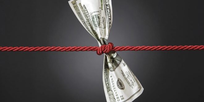 Доларот под притисок, валутните пазари со мешани движења