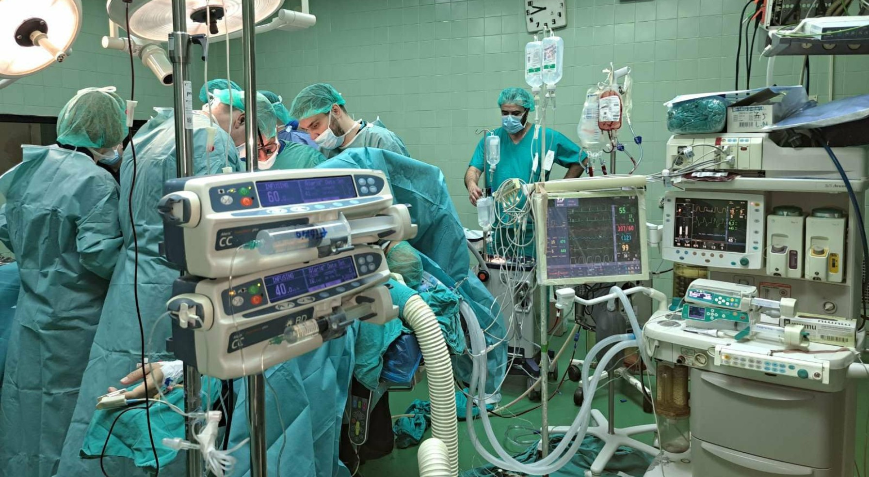 „Во најтешките мигови едно семејство донесе одлука што значи живот“ – спасен живот на пациент со трансплантација на црн дроб