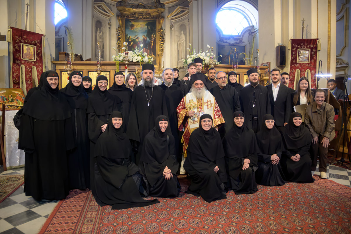 Партениј служеше литургија во Фиренца со архимандрит на Вселенската патријаршија