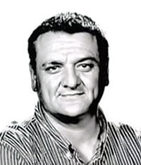 Каменот од блиску доаѓа