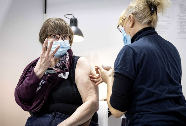 Нема доброволци за нови вакцини за ковид