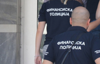 Во средно училиште во Тетово нападнати две лица со остар предмет од 15-годишник