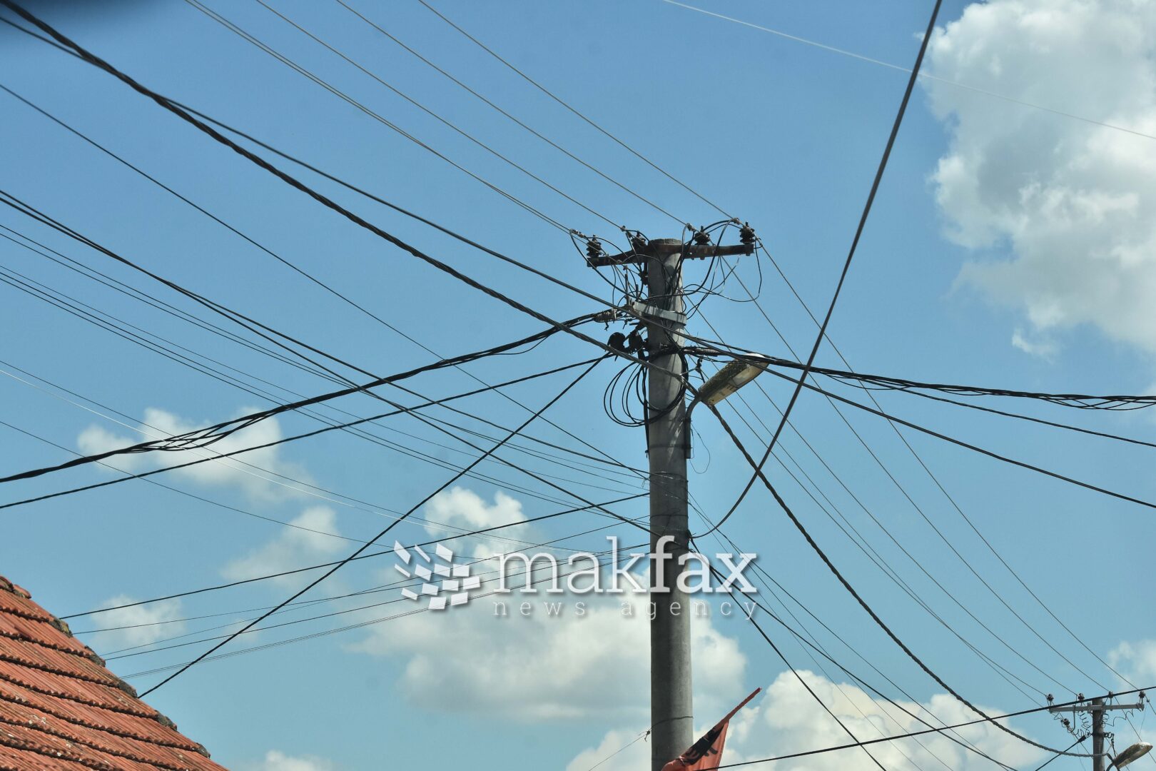 Без струја делови од Карпош, Студеничани, Петровец и Гази Баба