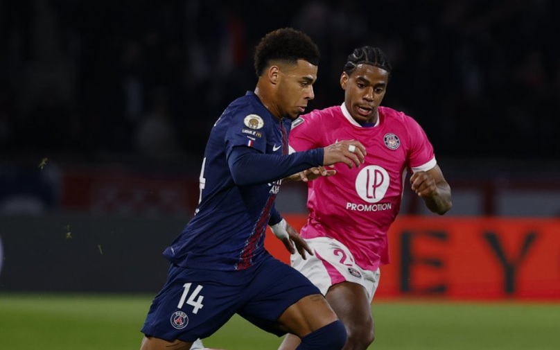 ПСЖ подобар од Тулуз, Дембеле двоен стрелец