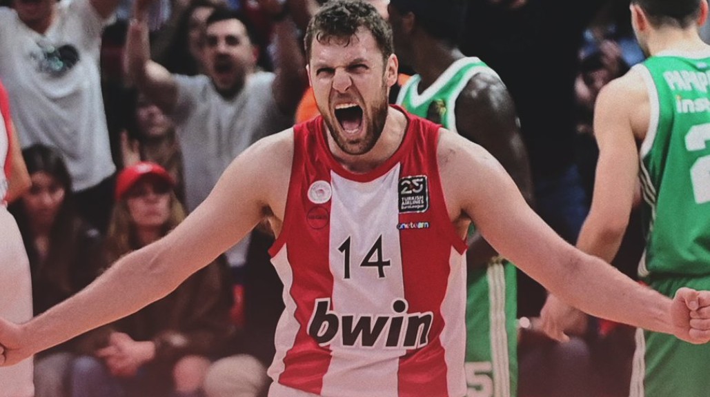 Големо признание за бугарскиот ас: Везенков по вторпат МВП во Евролигата