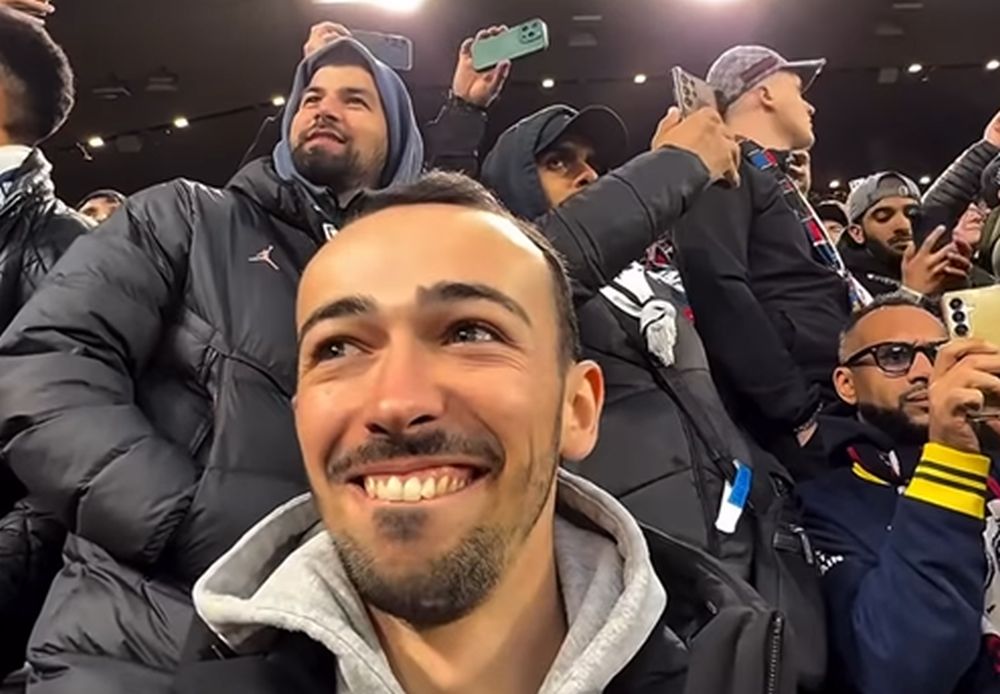 Фан на ПСЖ се возбуди од атмосферата на Енфилд, не можеше да ги сокрие емоциите! (ВИДЕО)