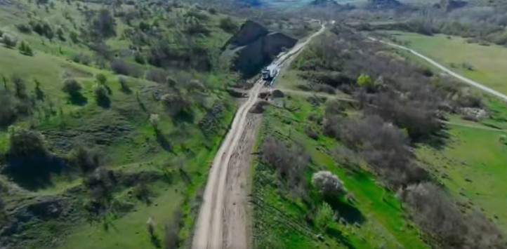 (ВИДЕО)Засилена динамика на Коридор 8: Напредува изградбата на пругата Бељаковце – Крива Паланка