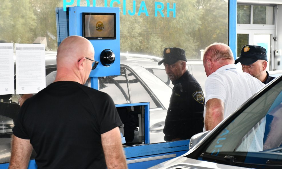 Од петок почнува целосната имплементација на ЕЕС системот за влез во ЕУ