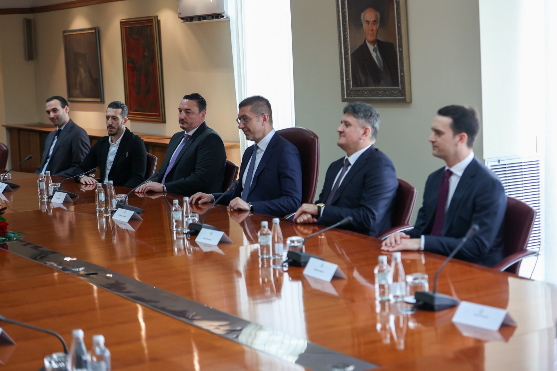 Мицкоски и Ристовски се сретнаа со првиот човек на УЕФА