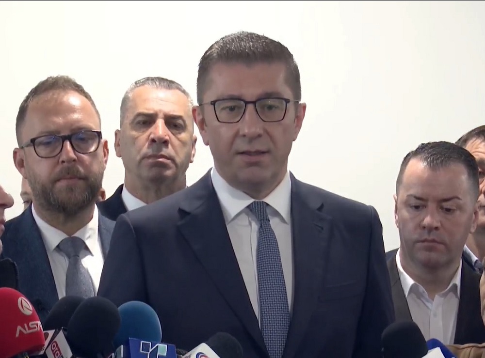 Мицкоски: Македонскиот идентитет нема да биде распродаван, заврши времето на „мекотелните“ политичари