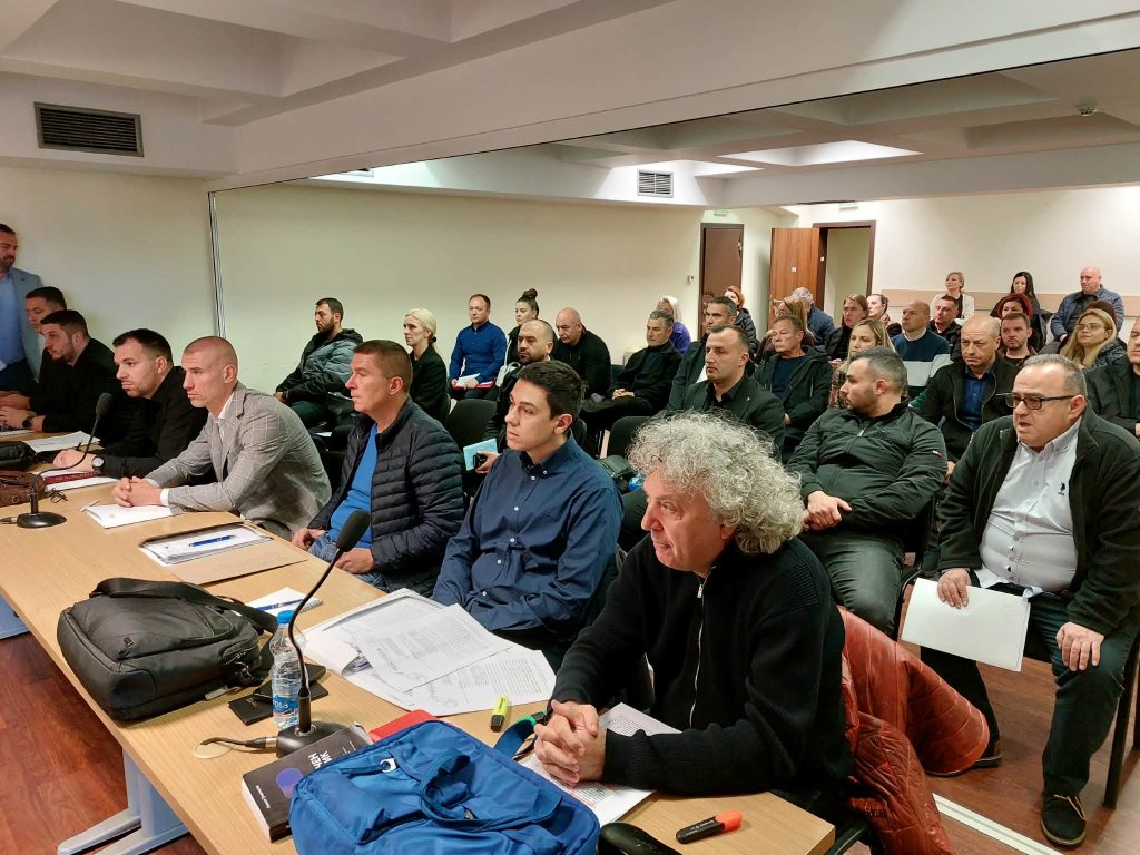 Се одложи почетокот на судењето на 13-те полицајци за „Пулс“ – одбраната бара спојување на овој со главниот предмет