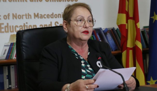 ПРИВАТЕН ИНСТИТУТ РАБОТЕЛ ВО ЗАДНА ПРОСТОРИЈА НА КЛАДИЛНИЦА СО ДВА ДУШЕКА, КАЖА МИНИСТЕРКАТА ЈАНЕВСКА