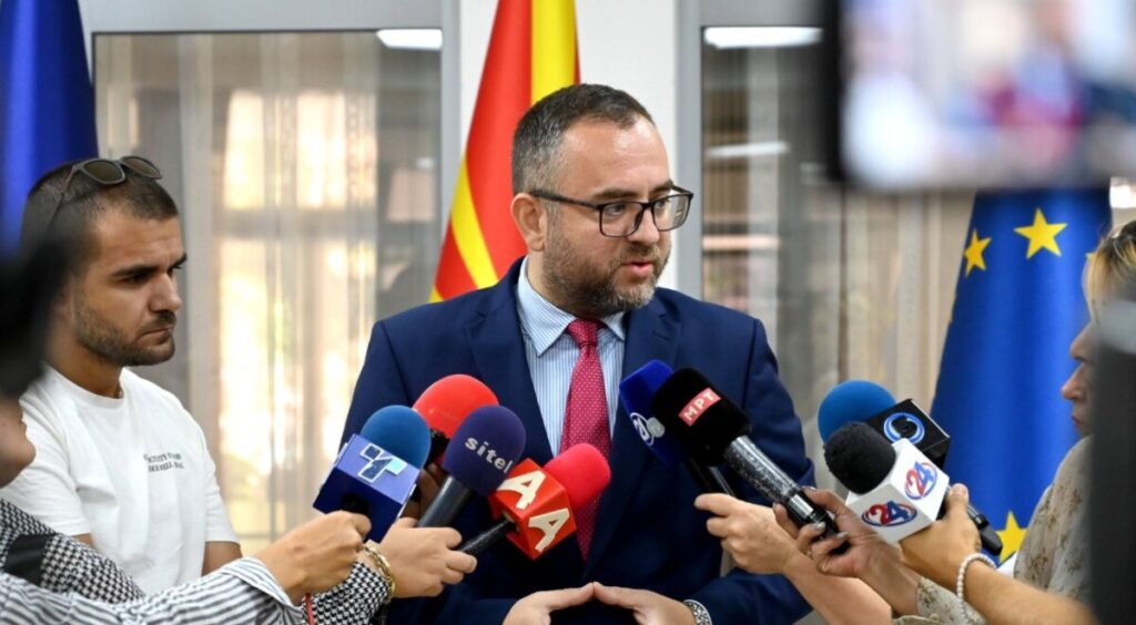 Тошковски за врсничкото насилство во Ѓорче Петров: Сериозно се истражува, повикани на разговор 14 лица