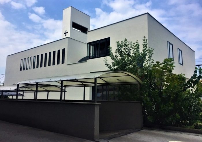 МАКЕДОНЦИТЕ ВО ХРВАТСКА: Храмот Св. Злата Мегленска во Загреб освен храм за богослужба е и духовен дом за нас Македонците