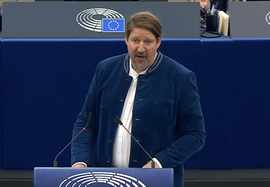 Вајц: Не гледам напредок во македонските реформи, земјата ризикува губење на европските средства