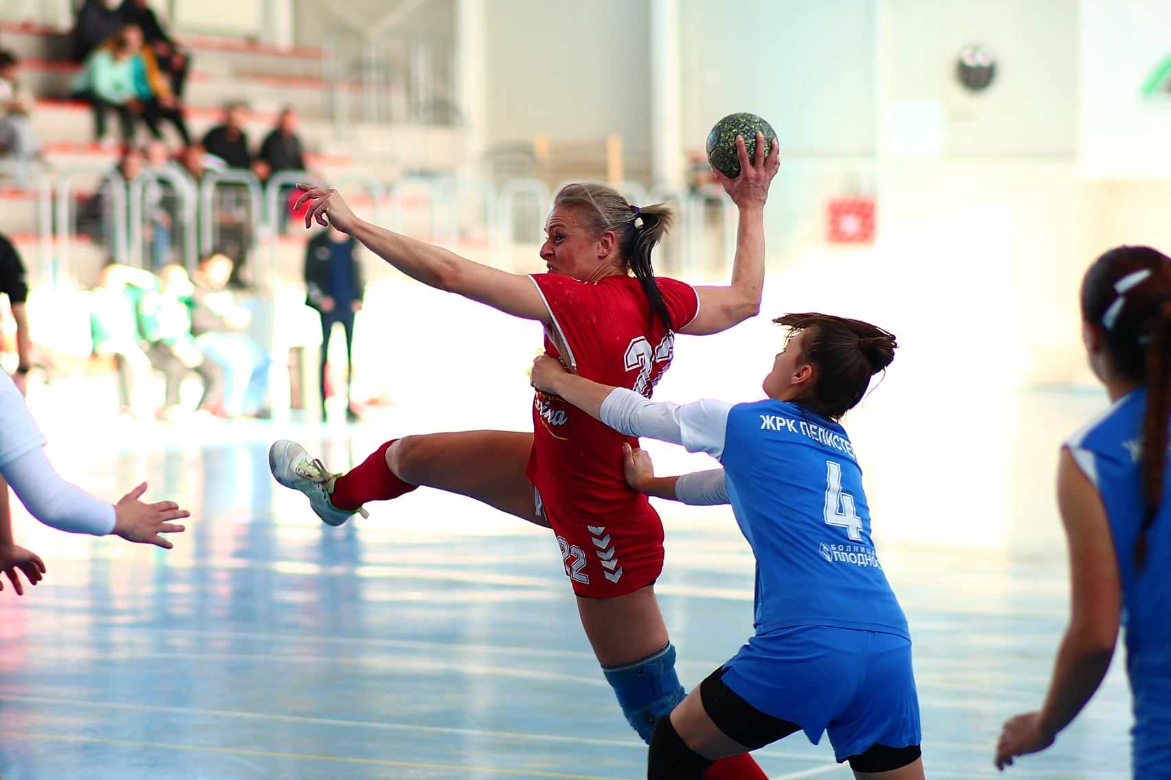 Деспина не виде мака со Шампион