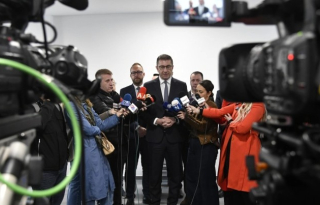 Ново зголемување од 7,5 проценти на платите во образованието, најави Мицкоски