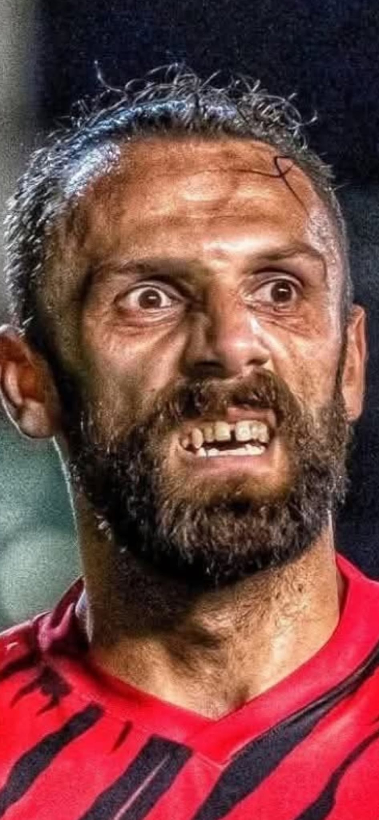 Косоварот кој дочека во Шпанија да му пејат: „Златна топка“