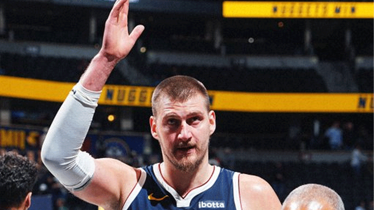 Мемфис погоди дури 29 тројки, а загуби со 16 разлика, со разигран Јокиќ невозможен е пораз