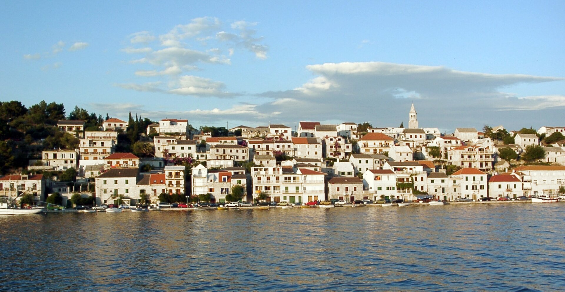 Хрватска ги заостри критериумите за сезонци, еве кој ќе има предност