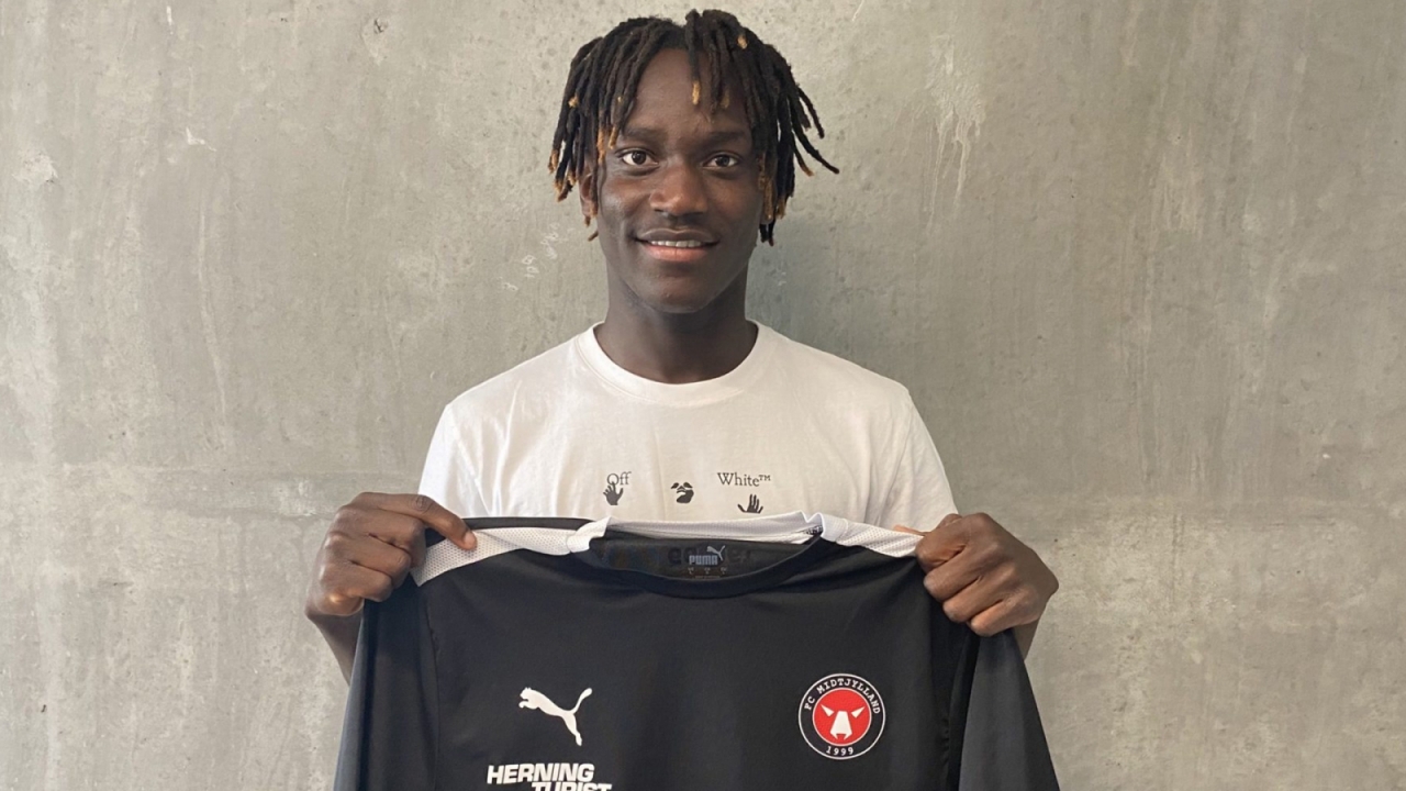 Хорор во данска, млад фудбалер избоден со нож – се бориел за живот!